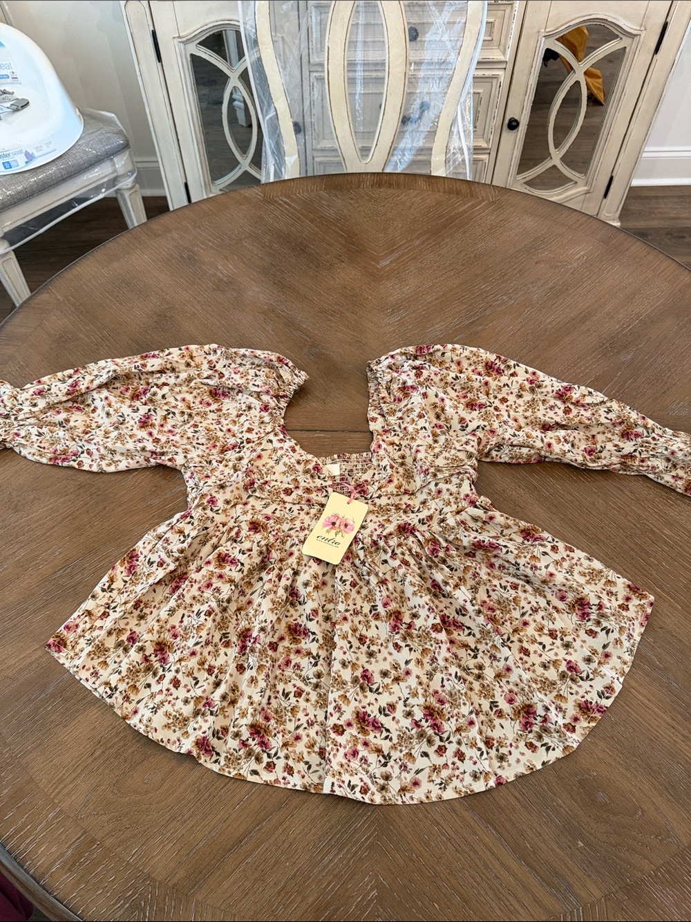 entro Cream Blouse with Pink & Brown Floral Print Size Small